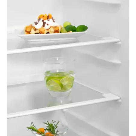 electrolux-etb1af14s-frigorifero-con-congelatore-da-incasso-218-l-f-bianco-3.jpg