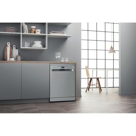 hotpoint-hfo-3o32-cw-x-pose-libre-14-couverts-d-5.jpg
