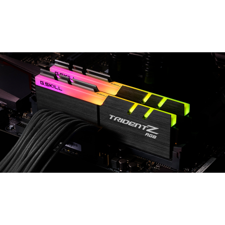 g-skill-trident-z-rgb-f4-3600c18d-64gtzr-memoria-64-gb-2-x-32-ddr4-3600-mhz-4.jpg