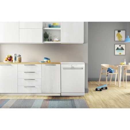 indesit-lavastoviglie-a-libera-installazione-d2f-hk26-4.jpg